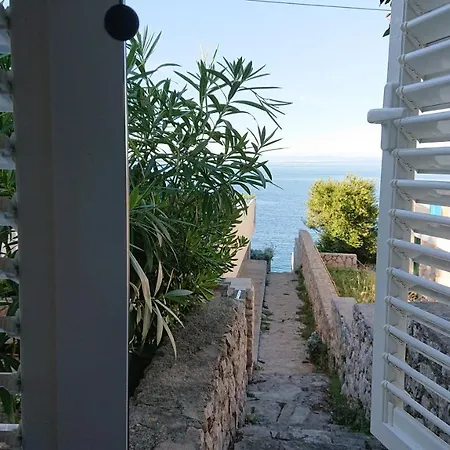 Apartmani Antonieta Veli Losinj Exterior photo