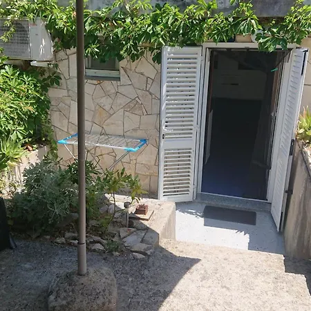 Apartmani Antonieta Veli Losinj Exterior photo